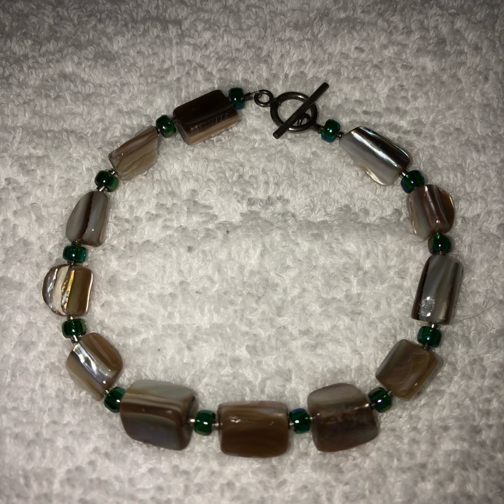 Bracelets - Picture 3 of 4